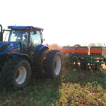 Por que máquinas de milhões são vendidas com fotos horríveis no Brasil